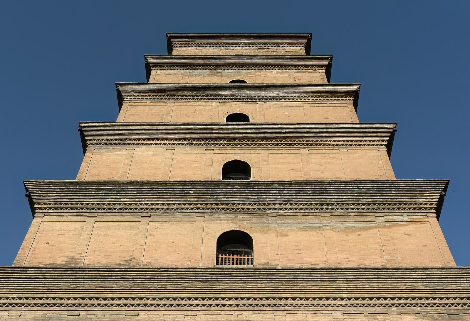 Xi'an Terracotta Army & Huashan 6D5N Free & Easy — Day 2 — Terracotta Army Museum (transfer included) · Huaqing Hot Springs