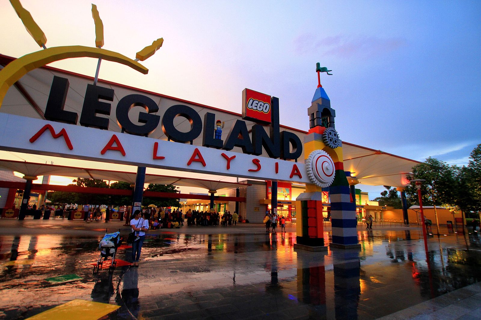 Johor Bahru · Malacca · Desaru 6D5N Free & Easy — Day 1 — Arrive Johor Bahru · city walk & Johor Bahru night market
